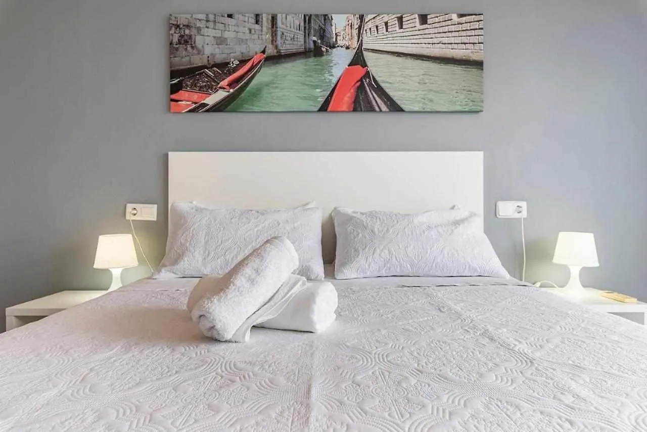 Apartamento Aimar Atico Duplex Playa La Pineda Port Aventura 0*,  España