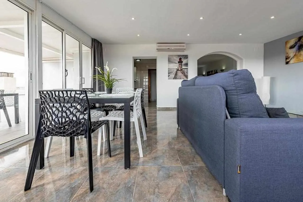 Appartamento Aimar Atico Duplex Playa La Pineda Port Aventura 0*,  Spagna